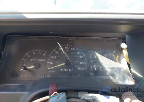 1998 Chevrolet K1500 Fleetside z USA, uszkodzony, nr VIN 2GCEK19R2W1202178